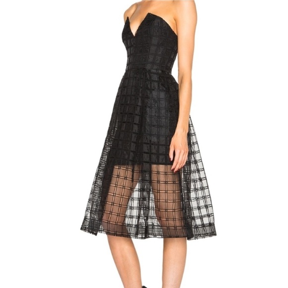 NICHOLAS Dresses & Skirts - NICHOLAS Holiday Window Lace Bustier Black Strapless Mesh Dress With Pockets